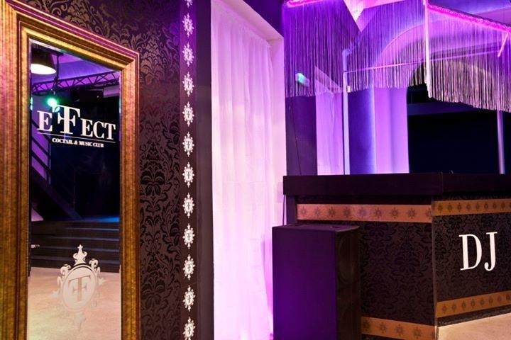Hotel U Cerneho Orla Kostelec nad Cernymi Lesy Экстерьер фото